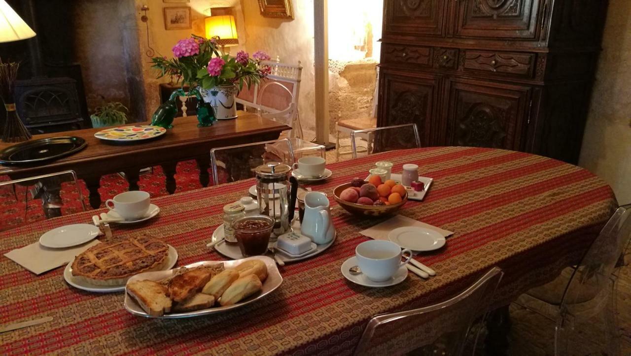 La Vignolle Hotel Saint-Amand-de-Coly ภายนอก รูปภาพ